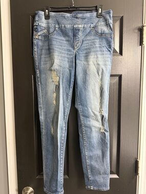 Rock & Republic Light Blue Distressed Skinny Jeans